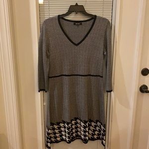 Nine West black & white dress